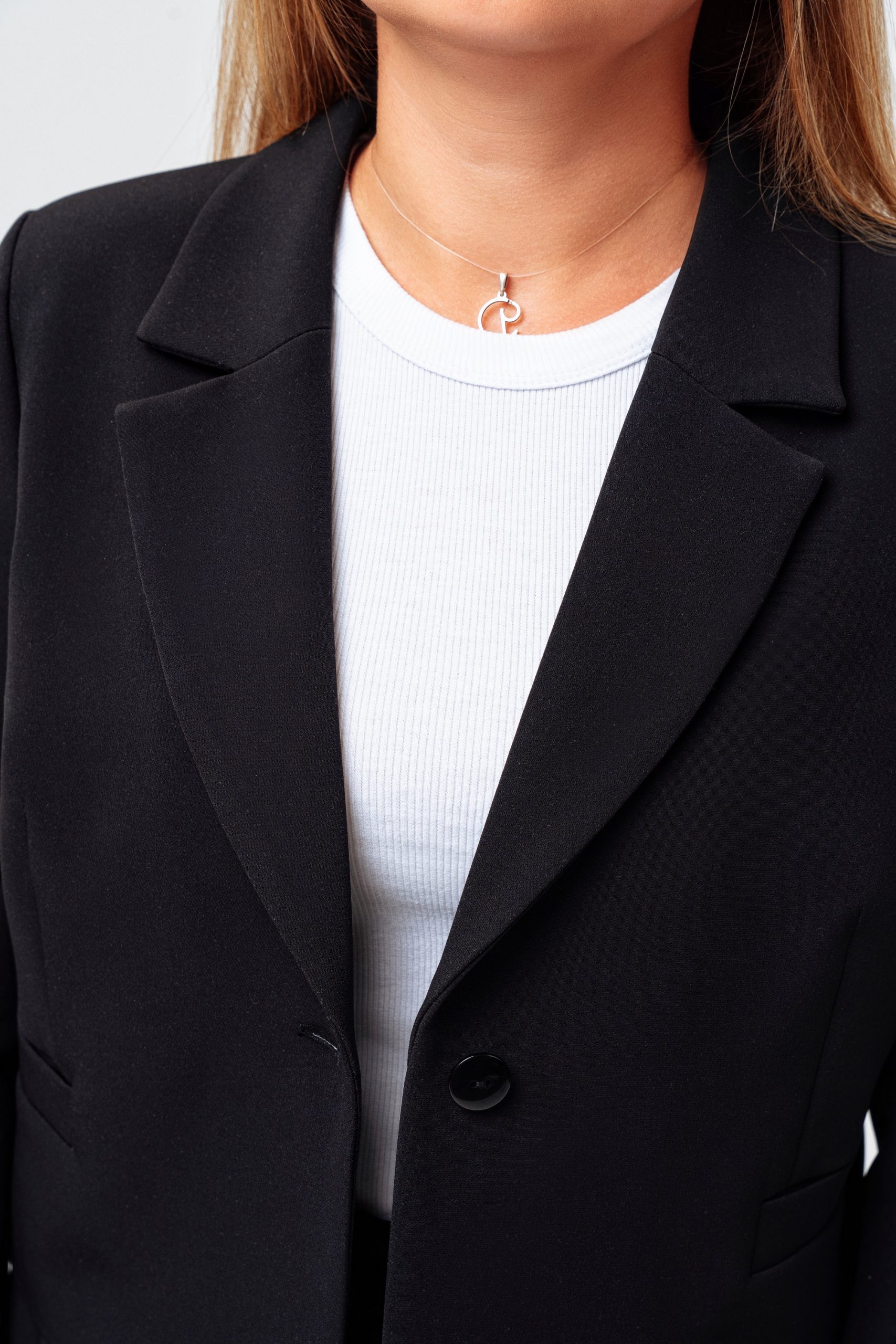 Укороченный жакет - женщины — изображение 9