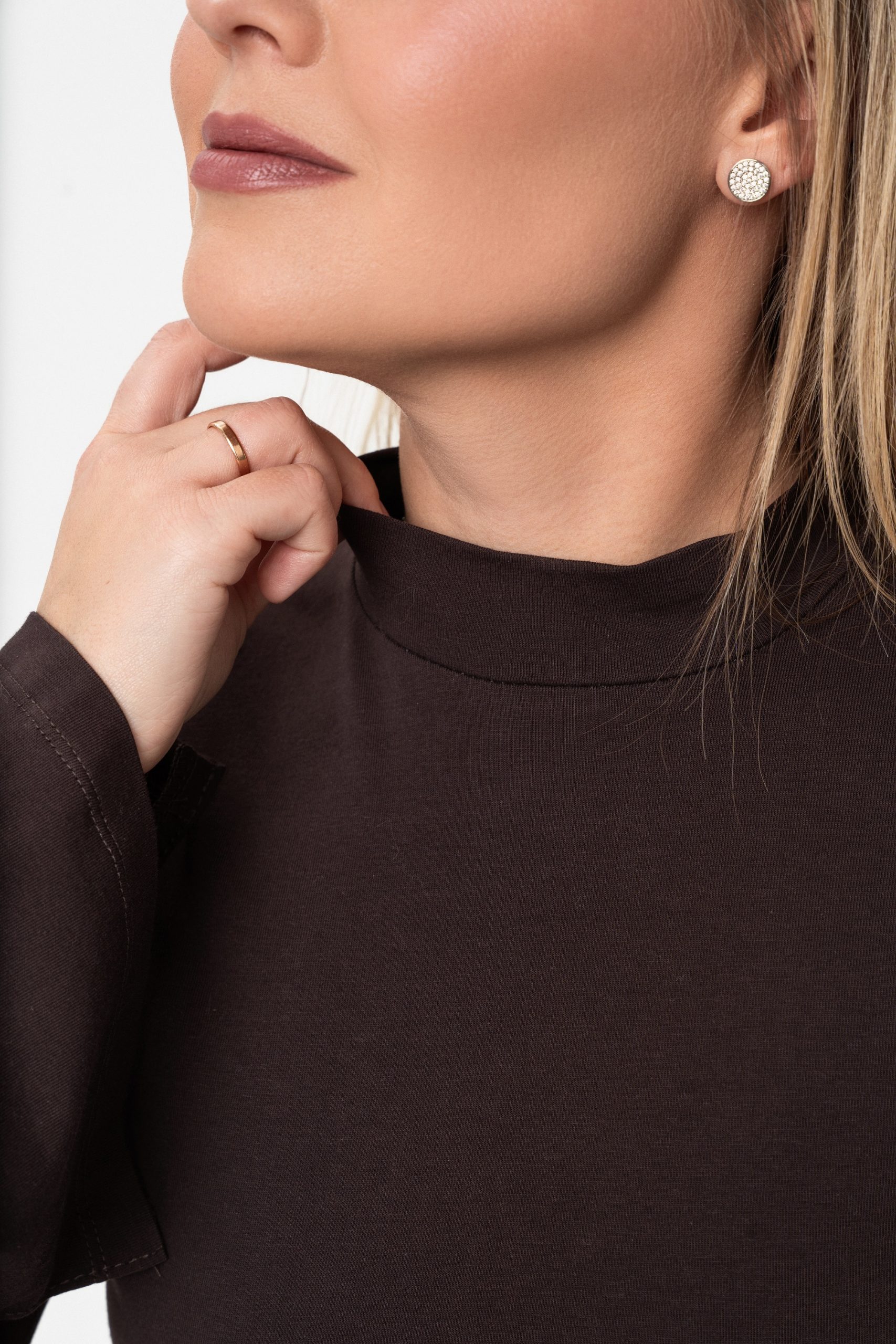 Лонгслив "Разрез" - женщины — изображение 9